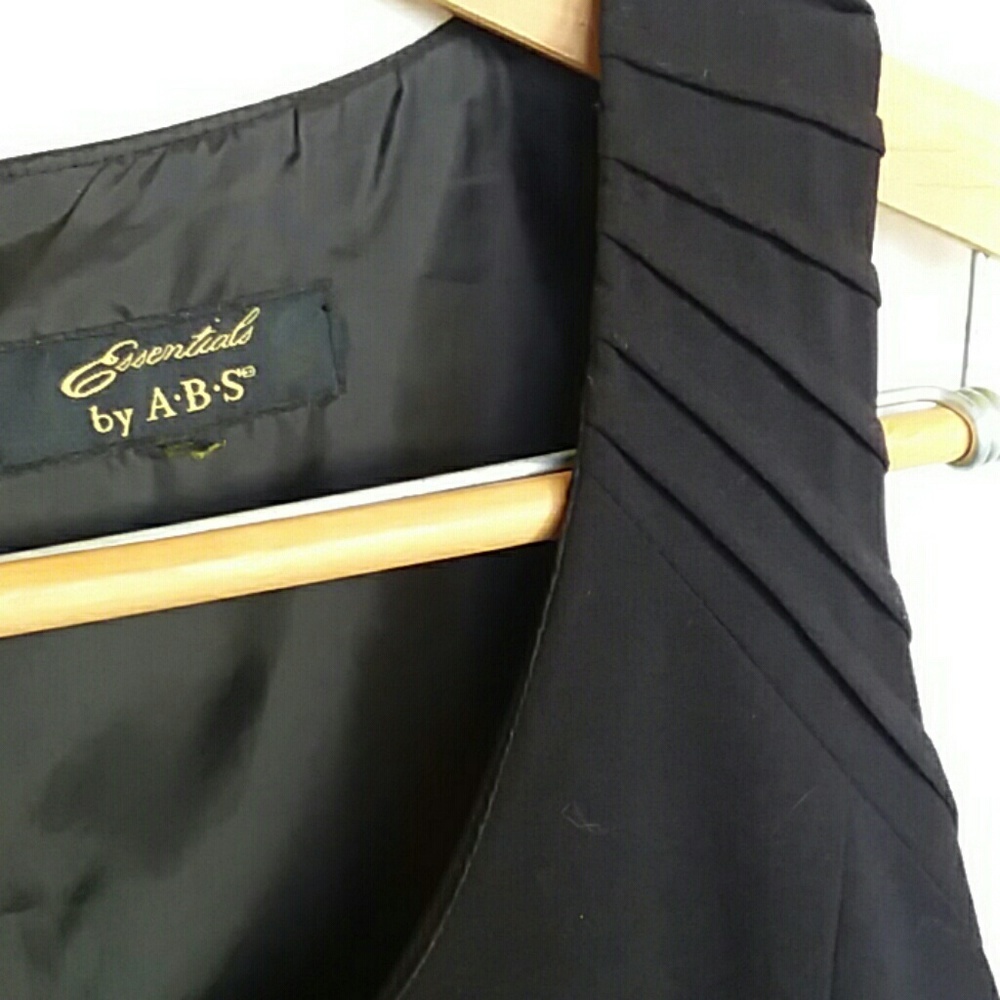 Essentials by ABS Dress - Picture 2 of 4